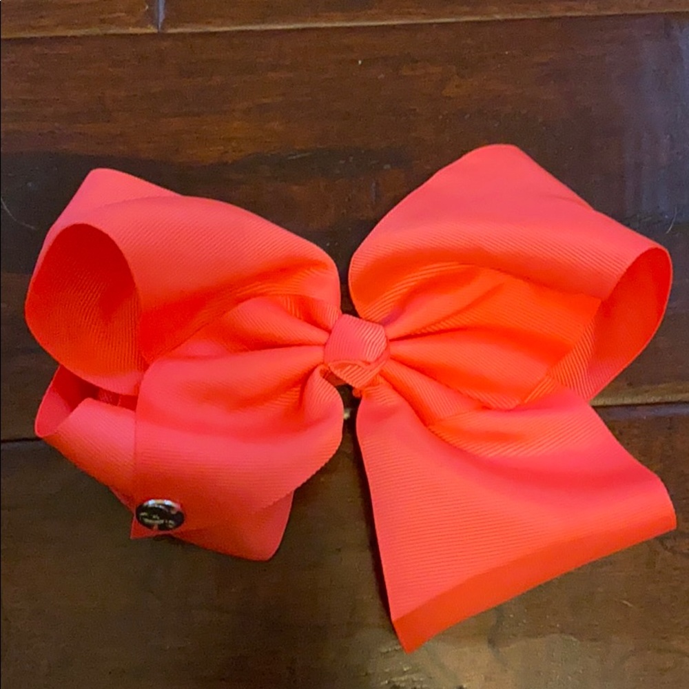 Hair bow